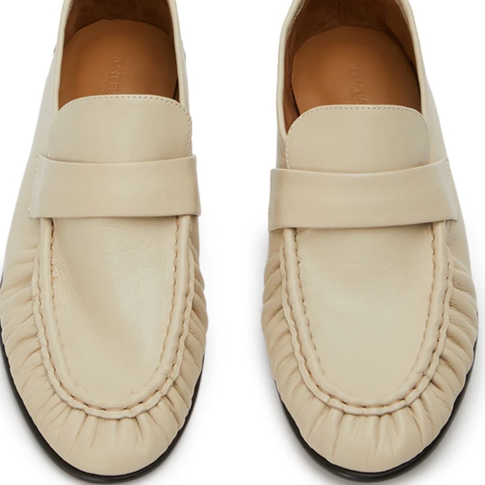Tony Bianco Gatsby Leather Loafers in Vanilla Venice Size 7.5